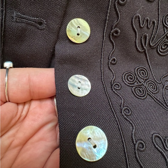 Vintage Whimsigoth Black Vest Floral Embroidered Plus Size 16W Abalone Button Up - Picture 4 of 11